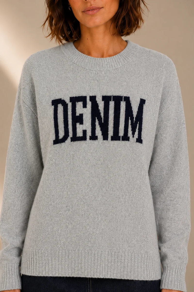 Le chandail en tricot graphique