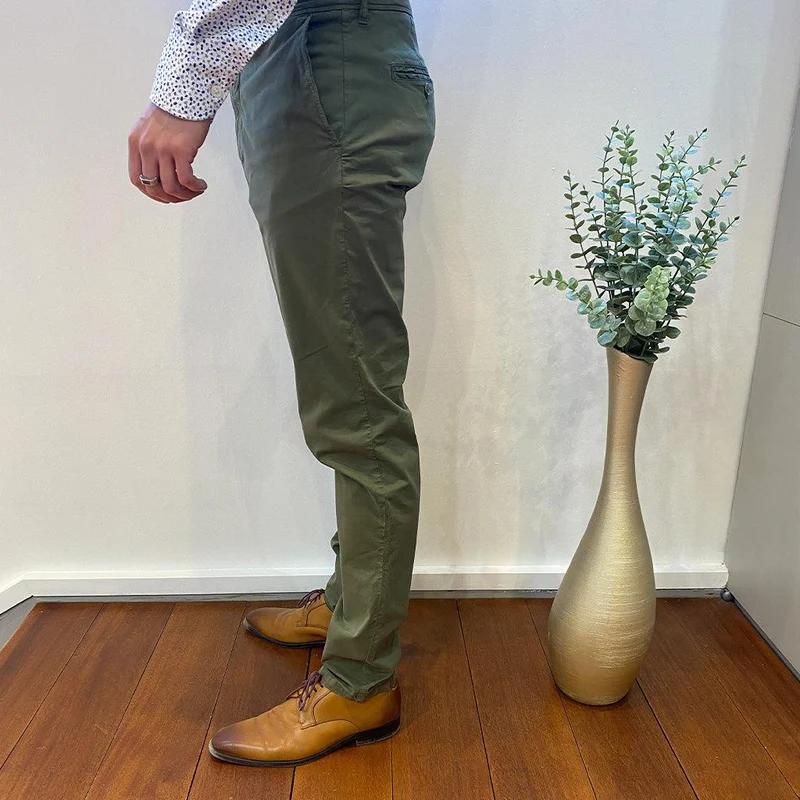 Pantalon chino Georgespaul kaki