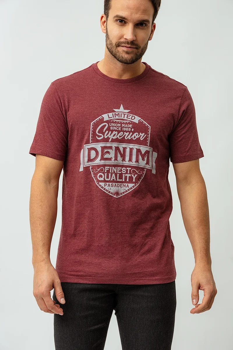 Le t-shirt imprimé « Superior denim »