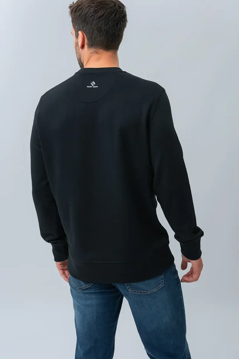 Le chandail crew neck uni