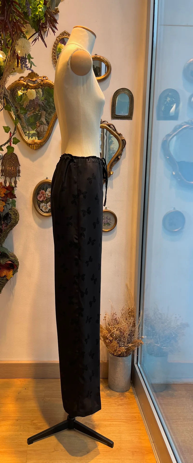 Pantalon en onyx Modigliani avec nœuds