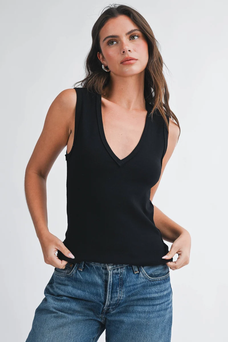 V-Neck Tank Top Chocolate