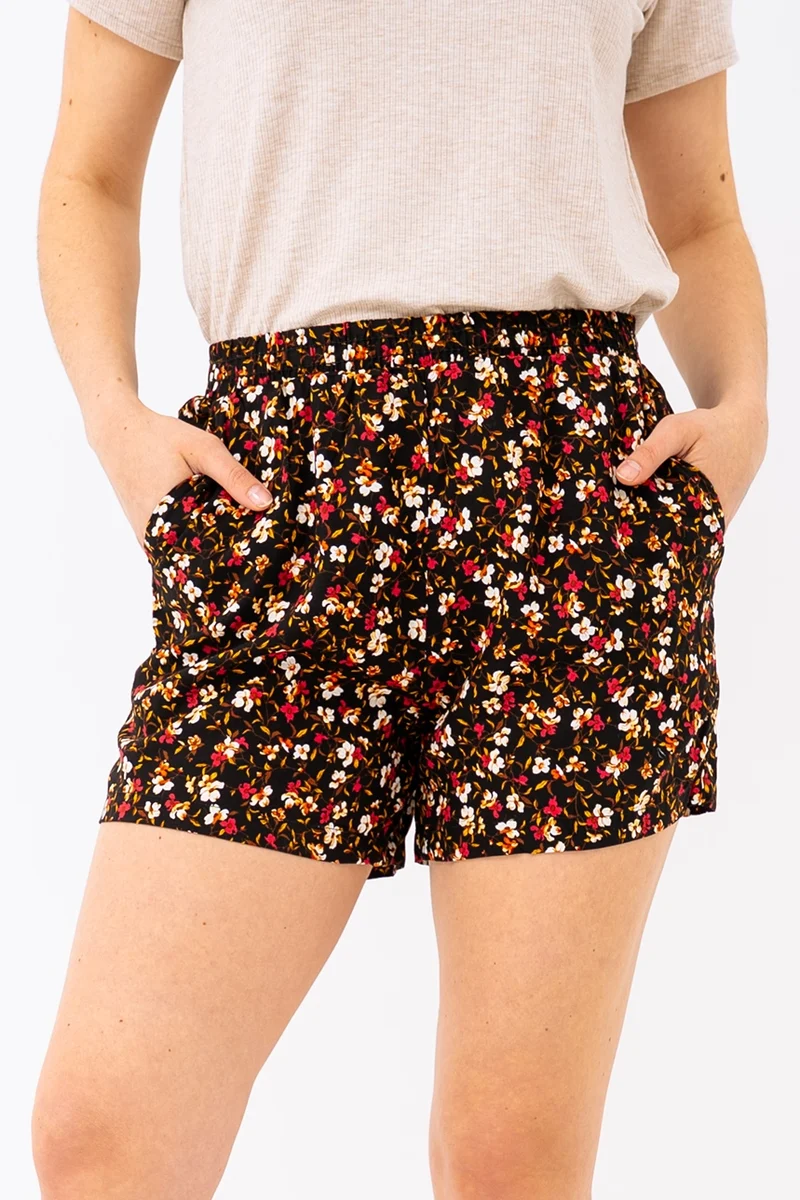 Le short fleuri taille élastique