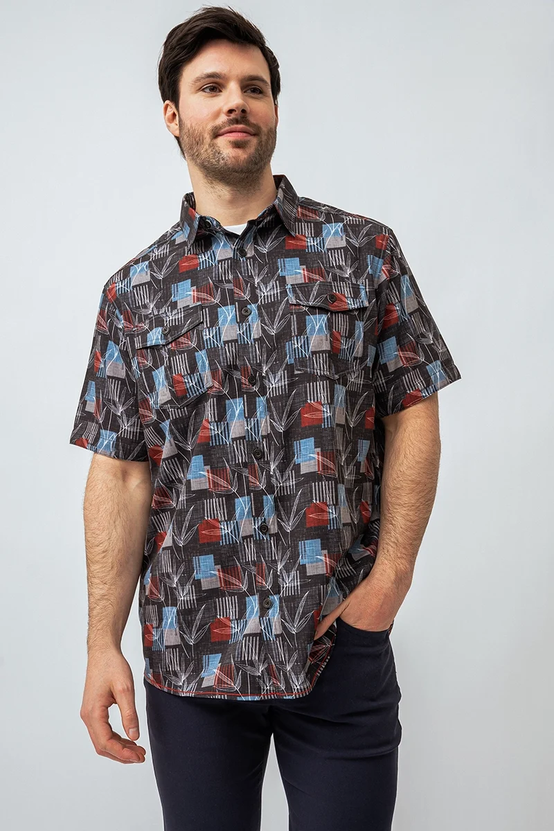 La chemise imprimée all-over