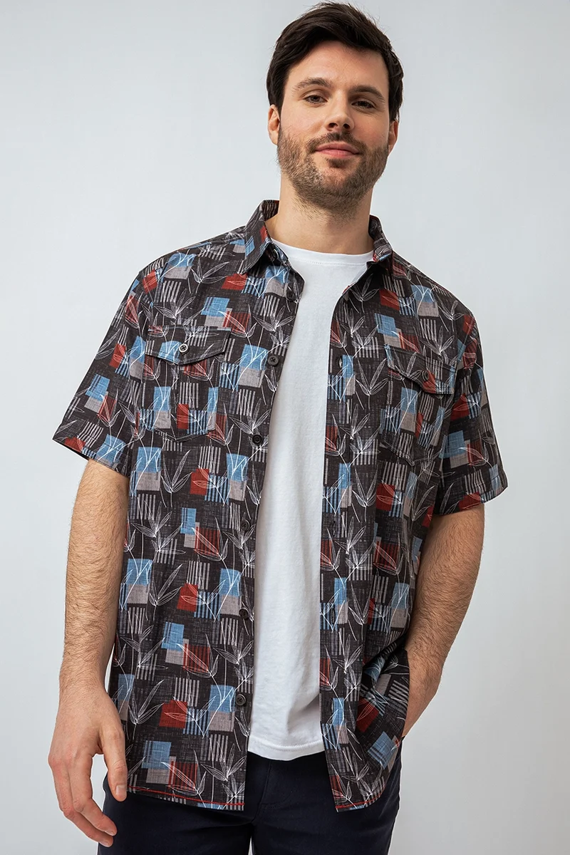 La chemise imprimée all-over
