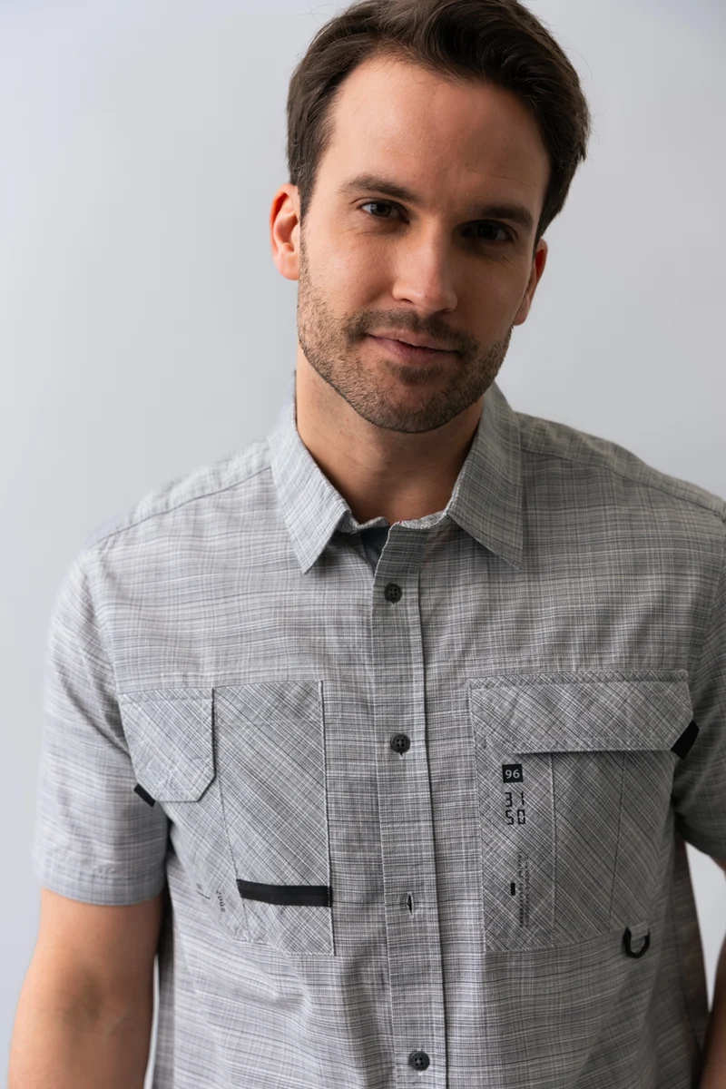 La chemise multi lignes pratique