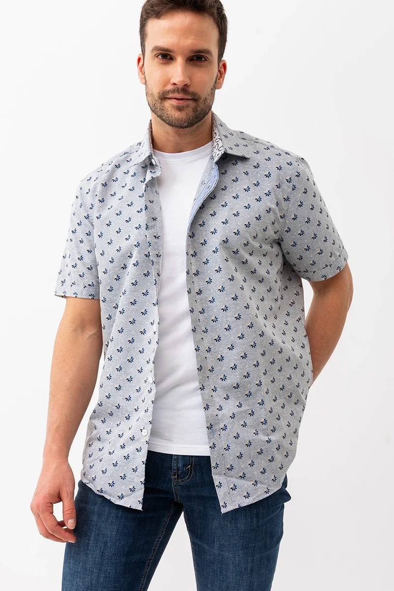 La chemise imprimée fleurs tricolores