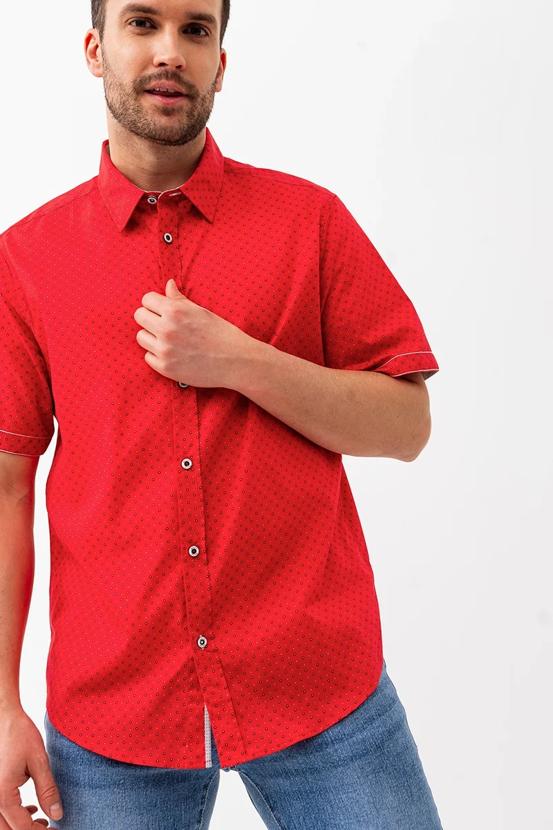 La chemise imprimée all-over
