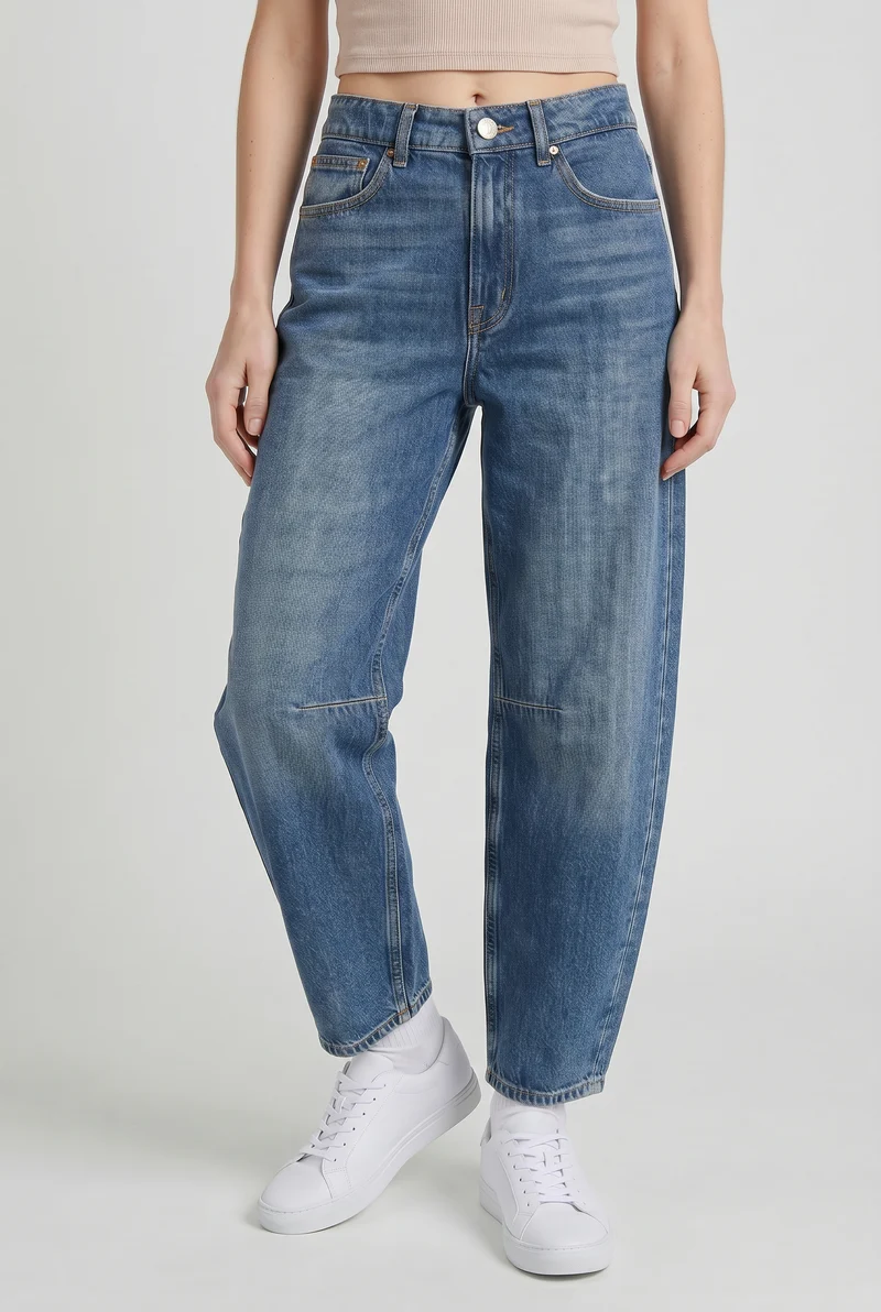 Le barrel jean Guess | Modèle Léana