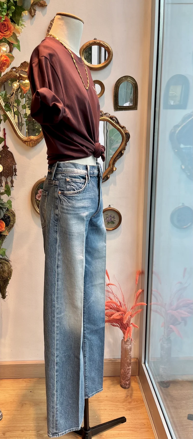 Jean droit taille mi-haute