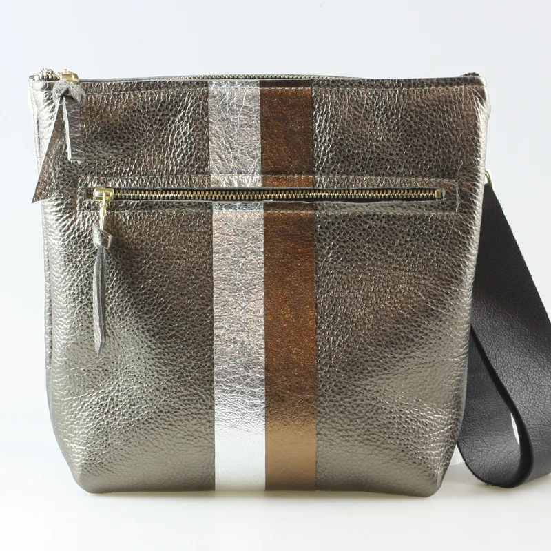 The Stripe Lakeshore - 2 sizes!: Jet w/3stripes: Silver / 9"x9.5" / Matching Leather Strap