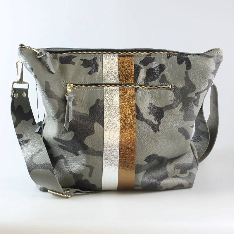 The Stripe Lakeshore - 2 sizes!: Coal w/Onyx Stripe / 9"x9.5" / Matching Leather Strap