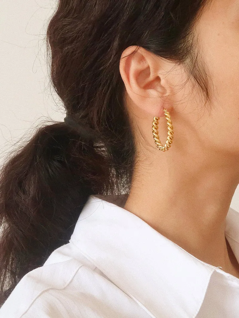 Brook Gold Non-Tarnish Braided Hoop Earring: Yellow Gold