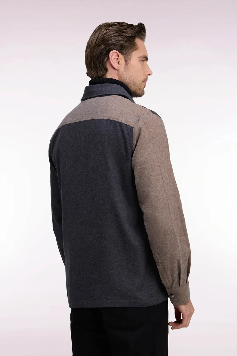 Surchemise en coton bicolore camel et kaki coupe droite