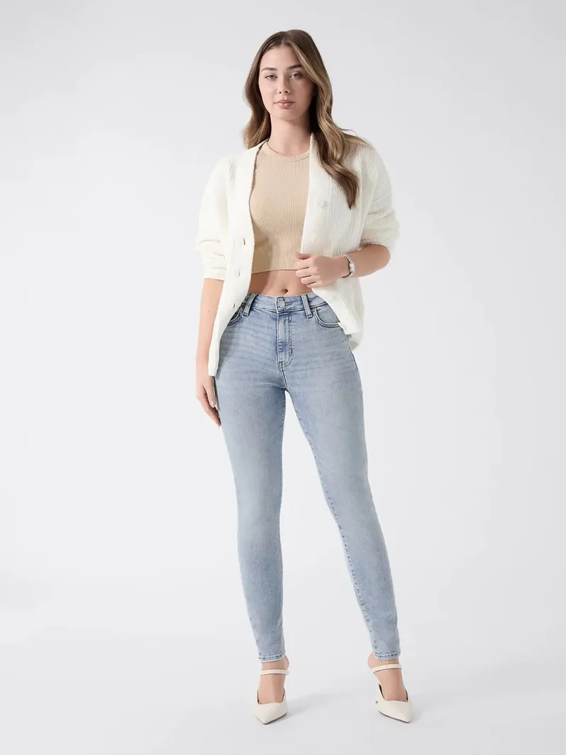 Le jeans Guess bleu pastelle | Modèle 1981 Skinny