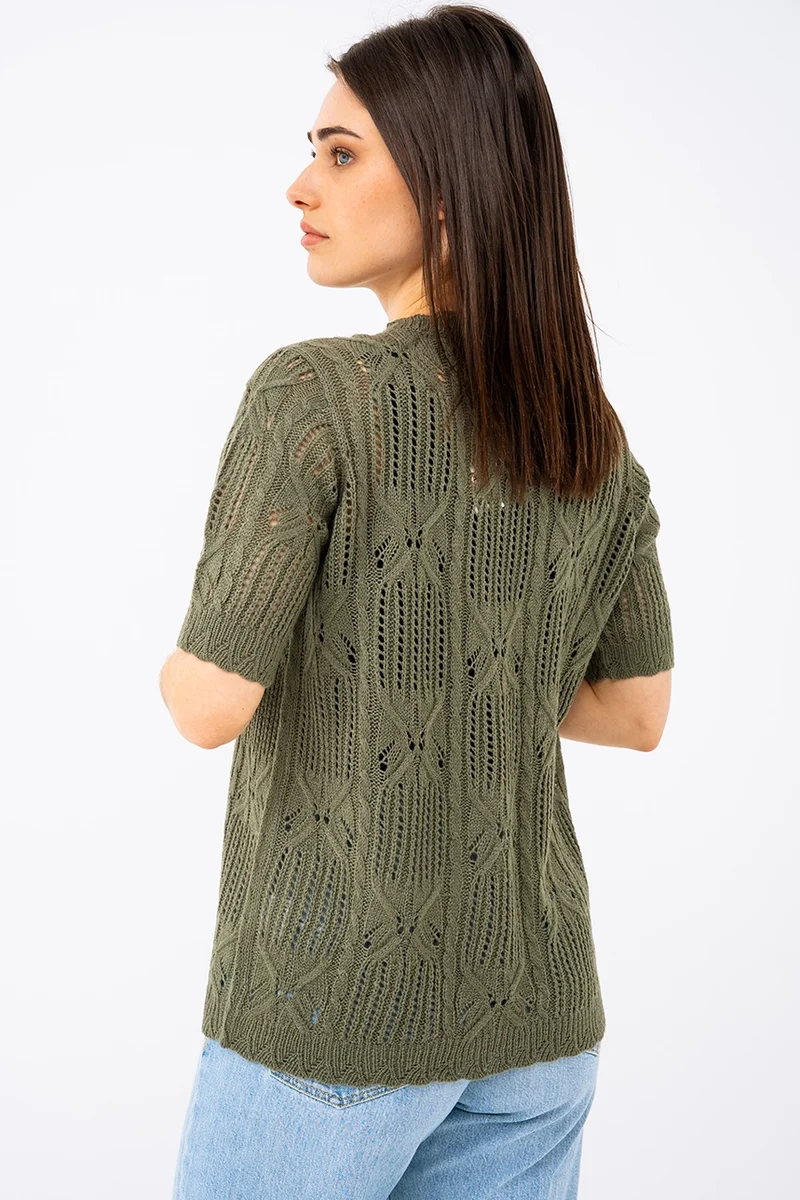 Le cardigan ouvert en tricot