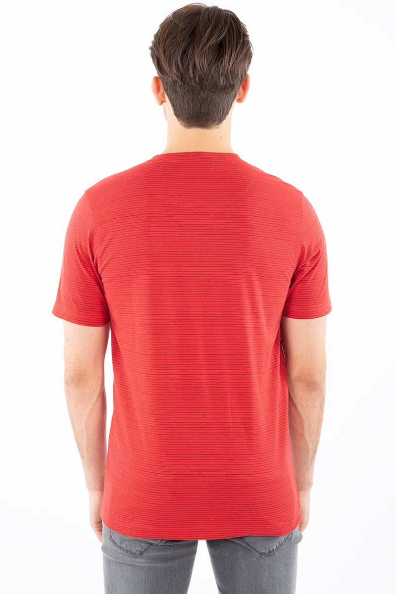 T-shirt ligné avec bouton | 3 couleurs