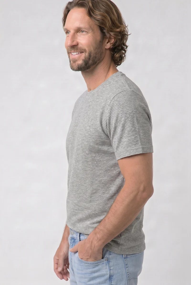 Le t-shirt col rond pour homme