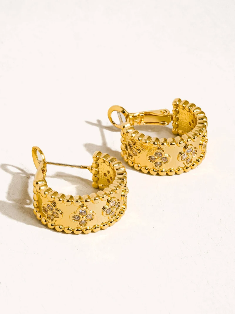 Ismaël 18K Gold Vintage Floral Hoop Earring: Yellow