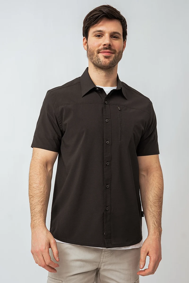 La chemise légère unie