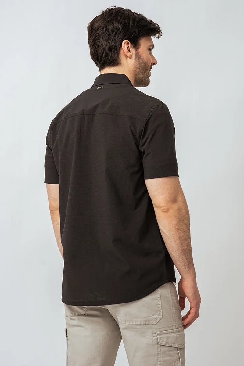 La chemise légère unie