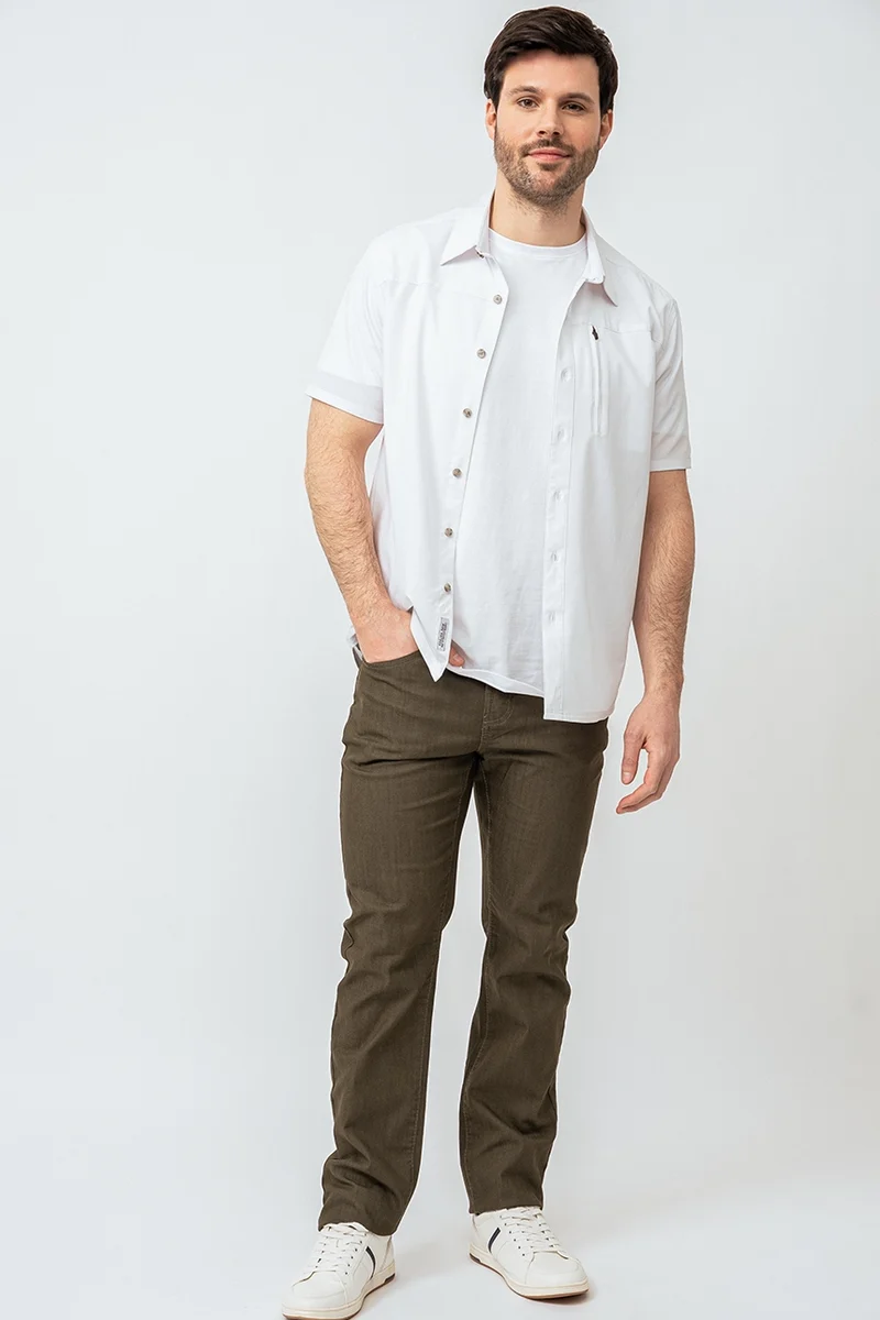 La chemise légère unie