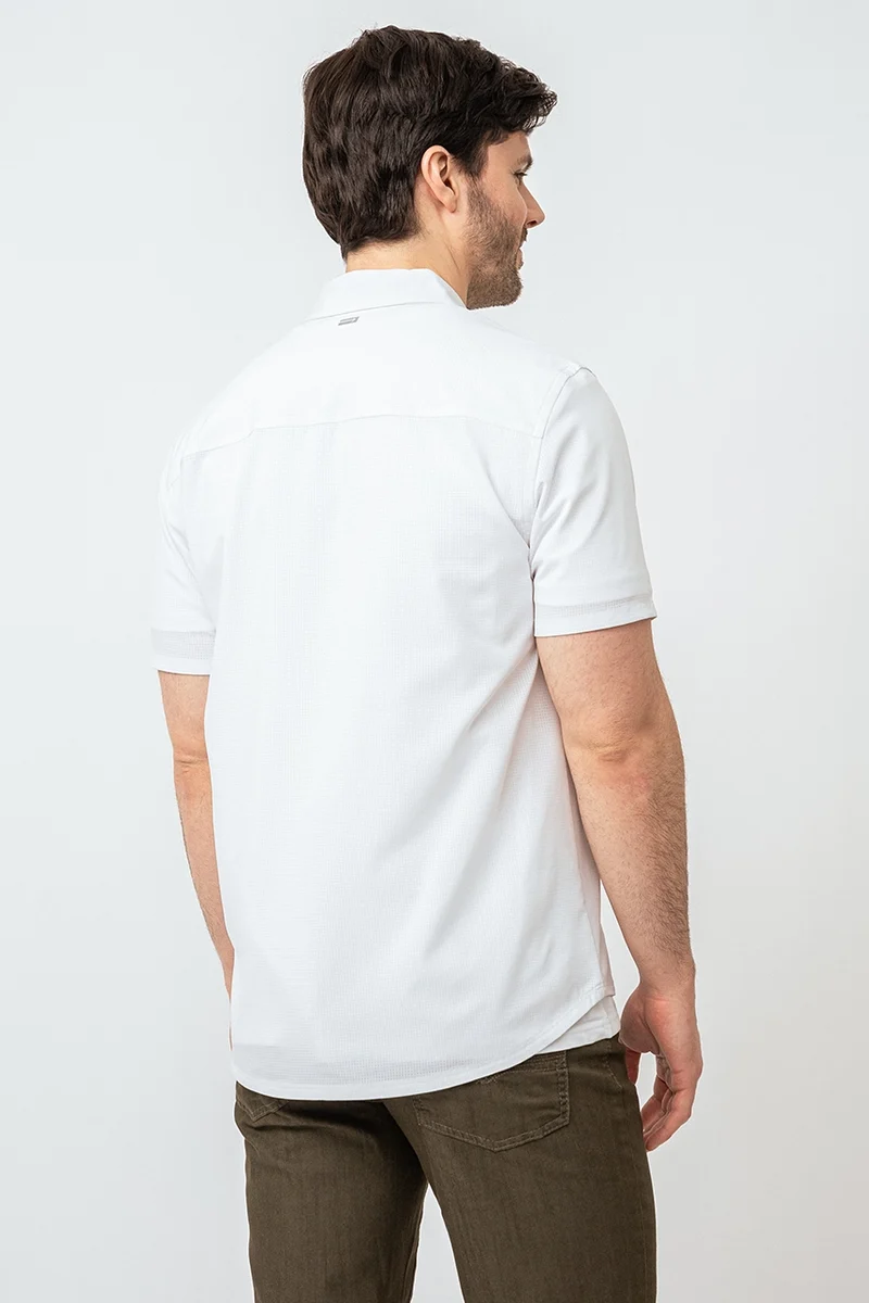 La chemise légère unie