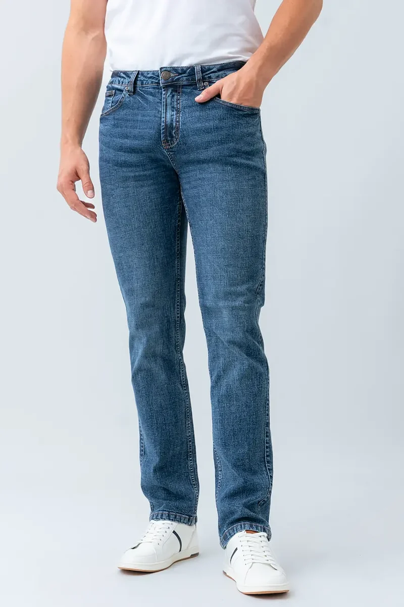 Le jeans extensible ajusté | Modèle Bouchard