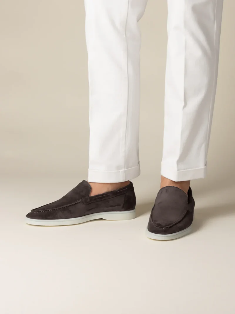 Mocassins de Yacht en Daim Gris Chaleureux pour Homme