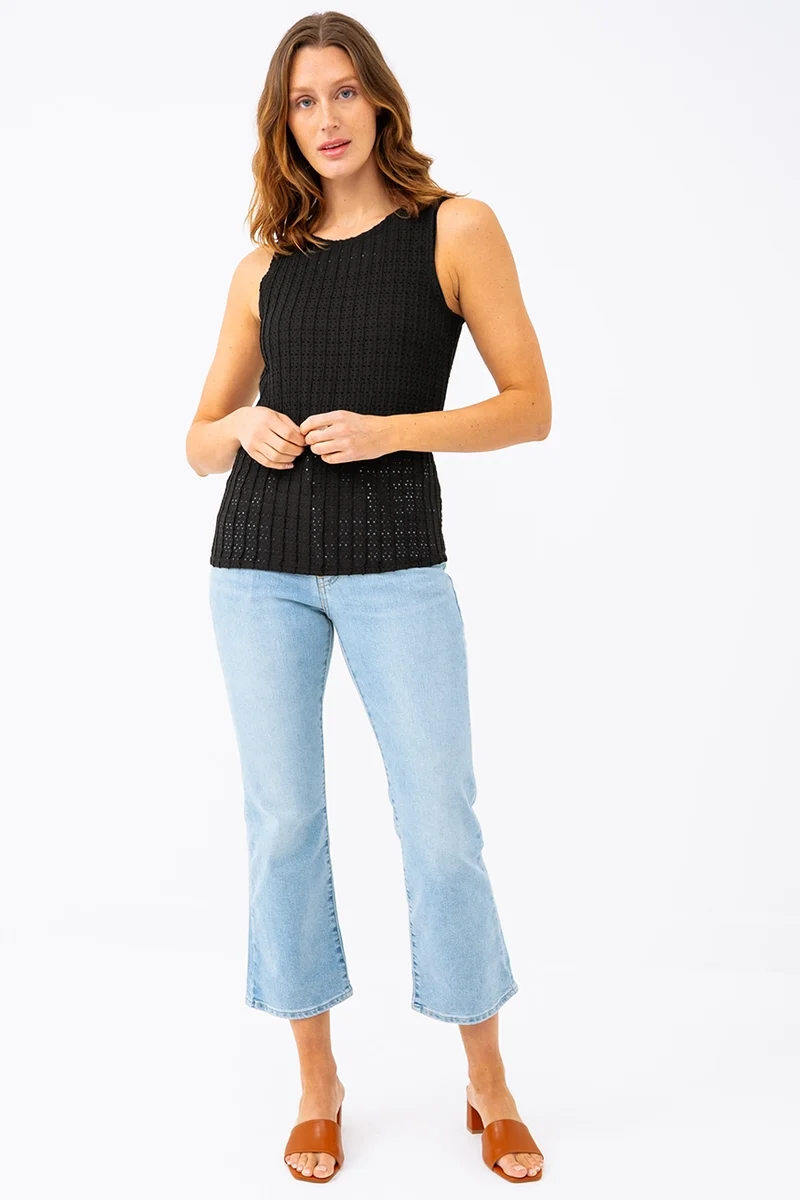 La camisole unie ajourée
