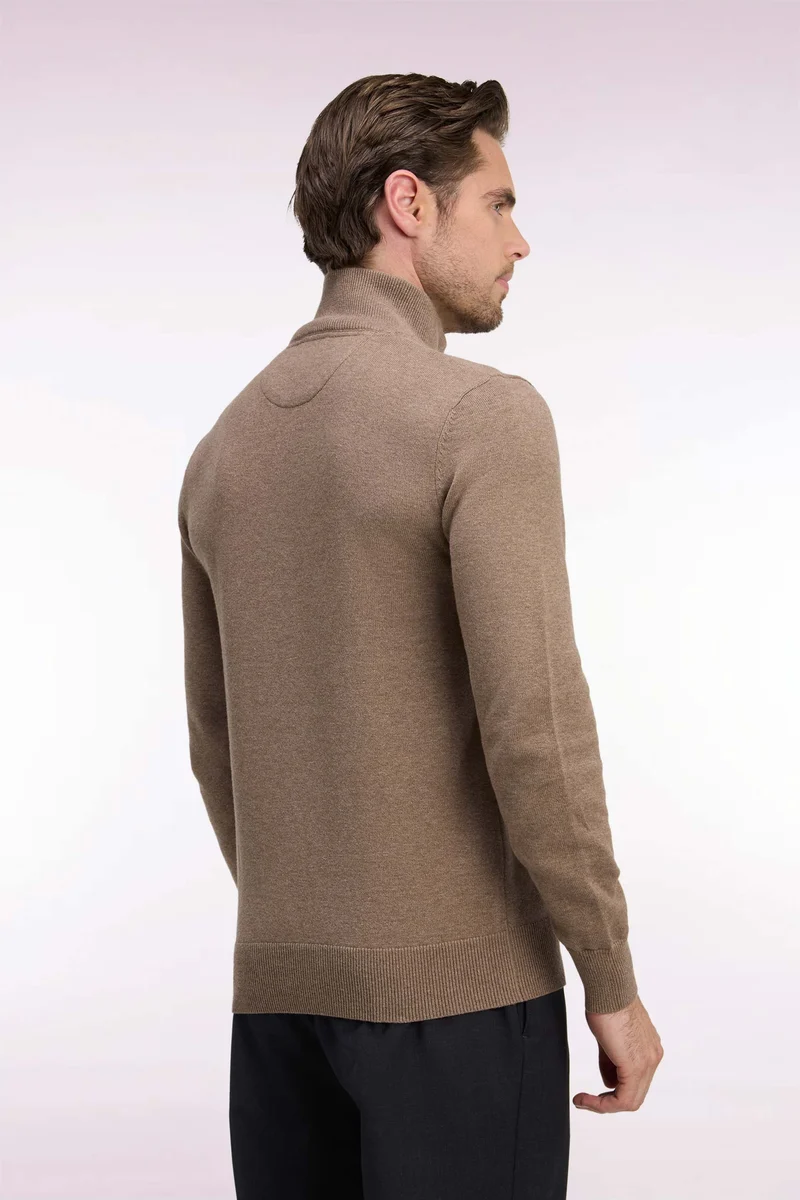 Pull col camionneur en laine et coton marron coupe droite