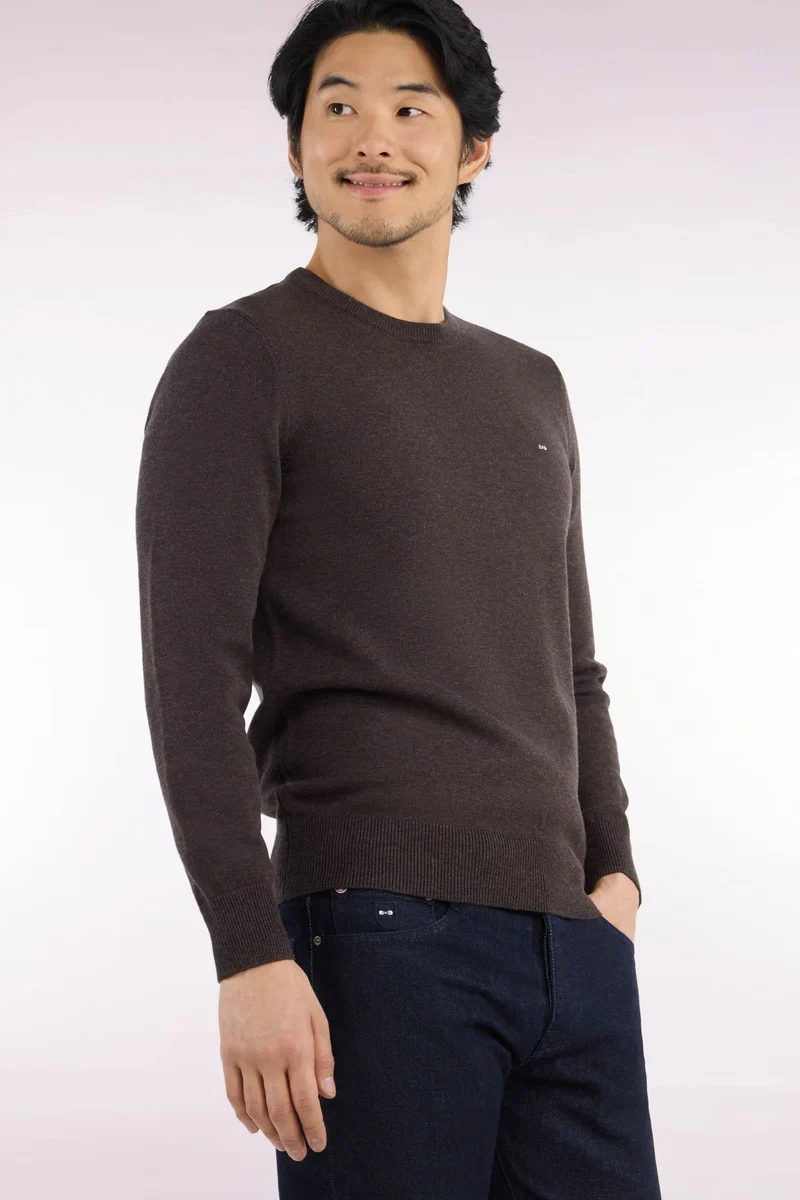 Pull col rond en laine et coton marron coupe droite