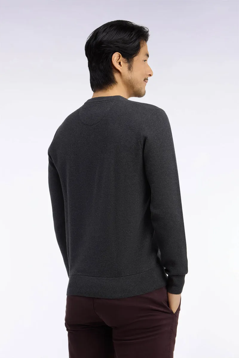 Pull col rond en coton gris foncé coupe droite