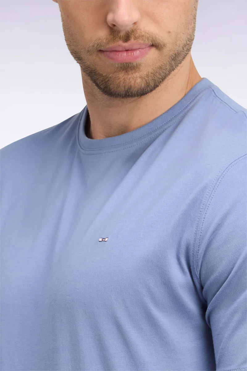 T-shirt manches courtes col rond en coton bleu coupe droite