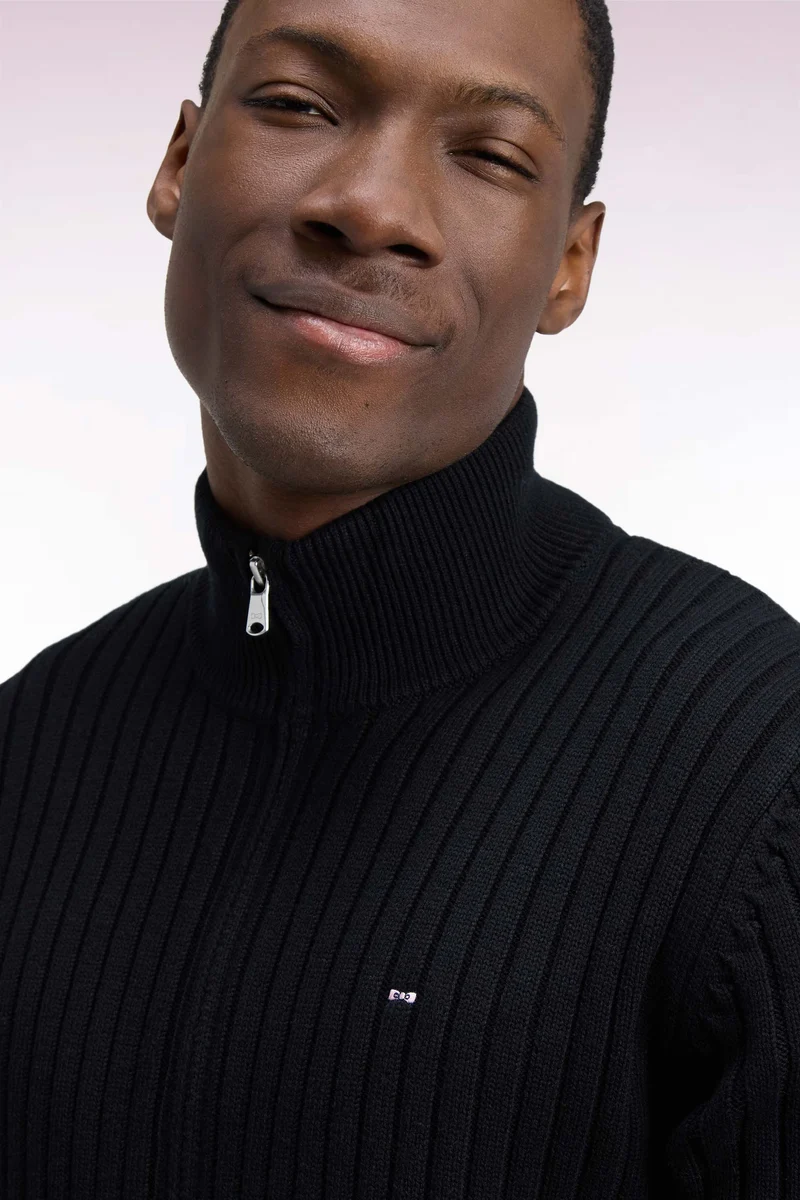 Cardigan zippé à col camionneur en laine et coton noir côtelé coupe droite
