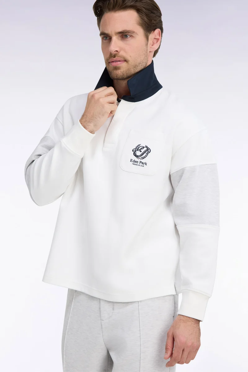 Sweatshirt unisexe à col maillot en interlock écru broderies héritage coupe loose