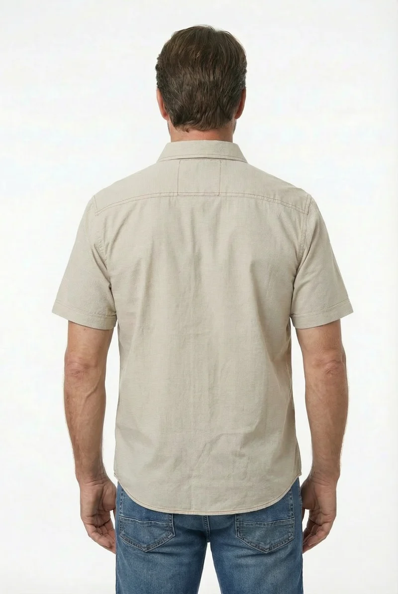 La chemise manches courtes style urbain