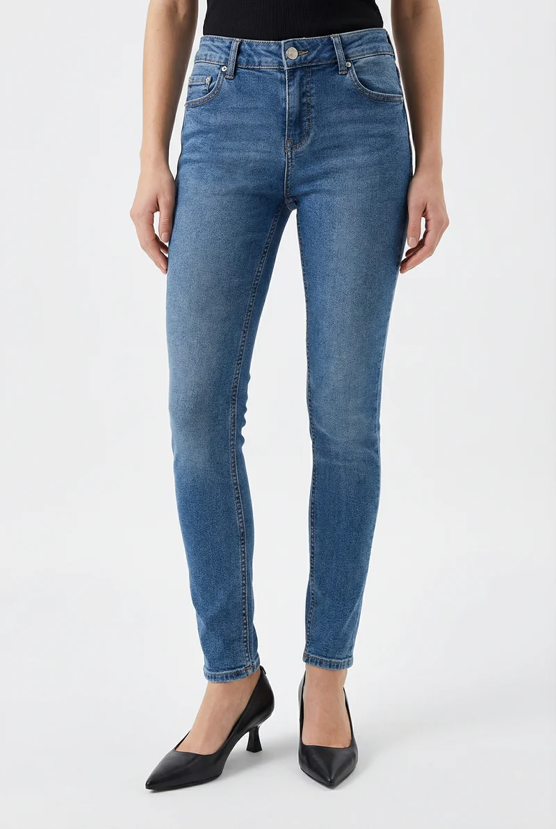 Le jeans étroit | Modèle Sophia