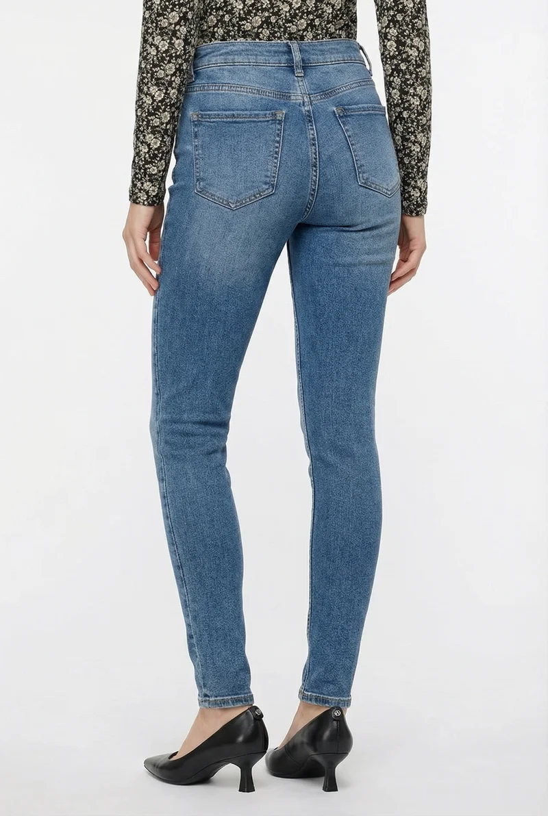 Le jeans étroit | Modèle Sophia