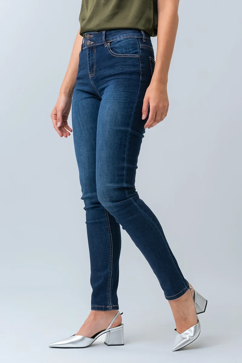 Le jeans étroit 2 boutons| Modèle Sophia