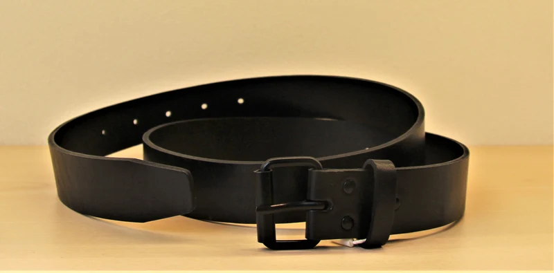 Ceinture en cuir noir