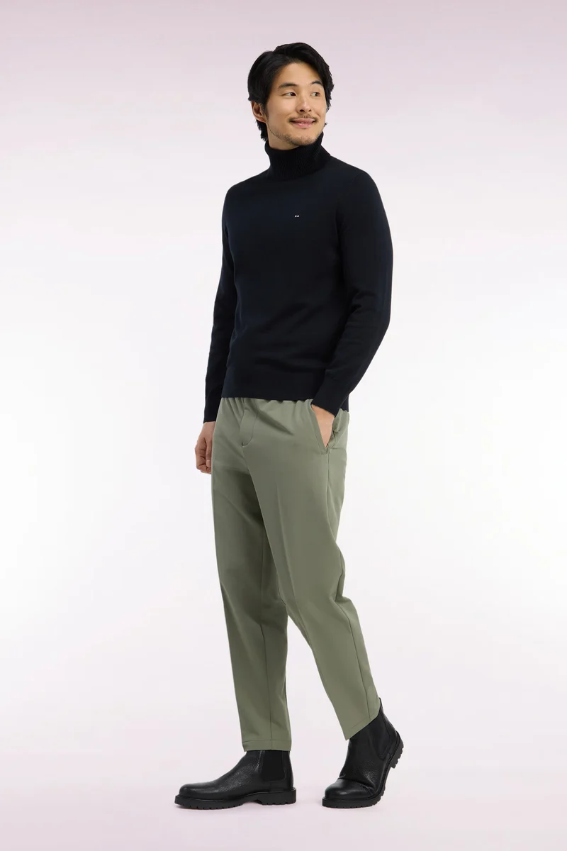 Pantalon à taille élastiquée en nylon stretch technique vert olive coupe Modern