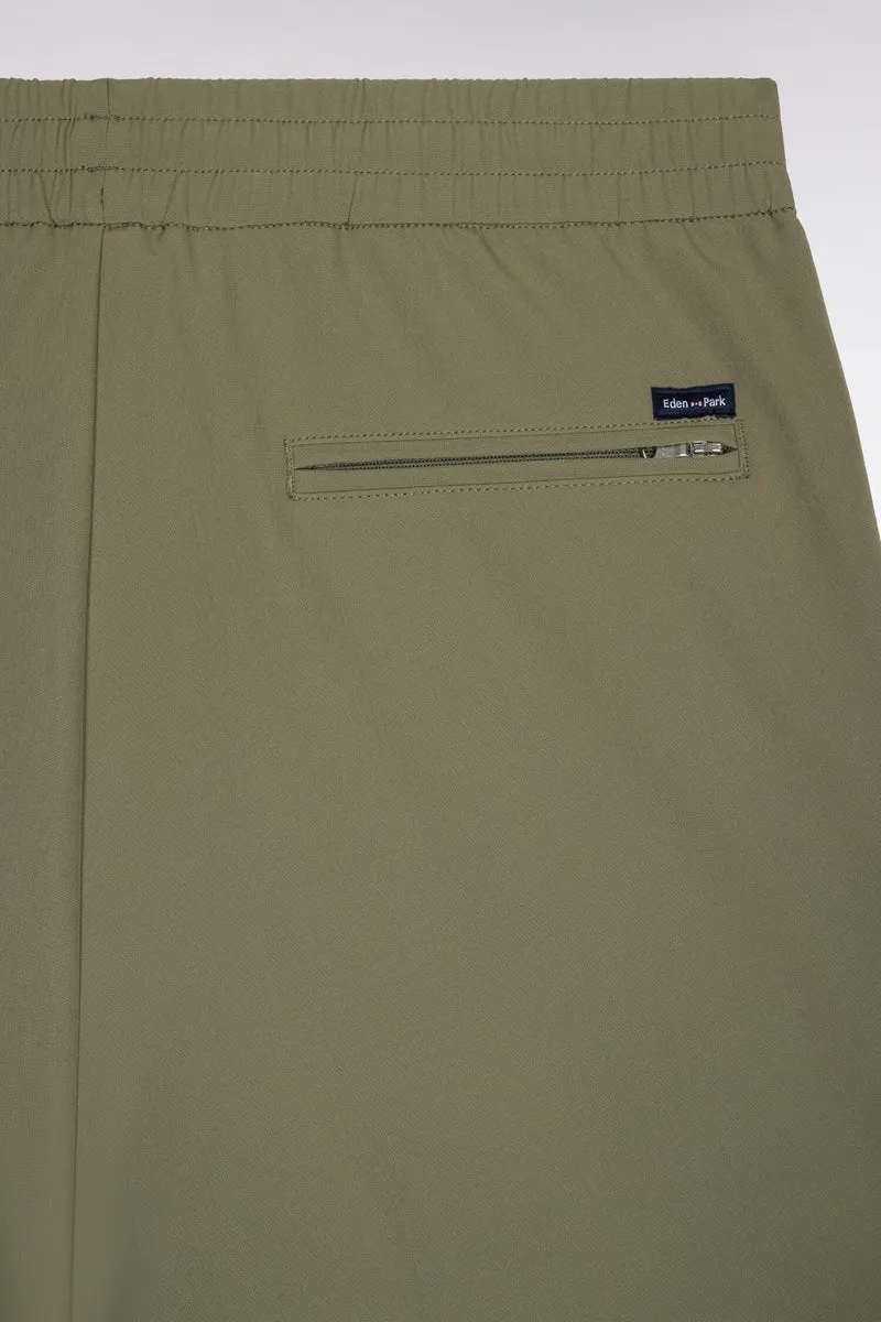 Pantalon à taille élastiquée en nylon stretch technique vert olive coupe Modern