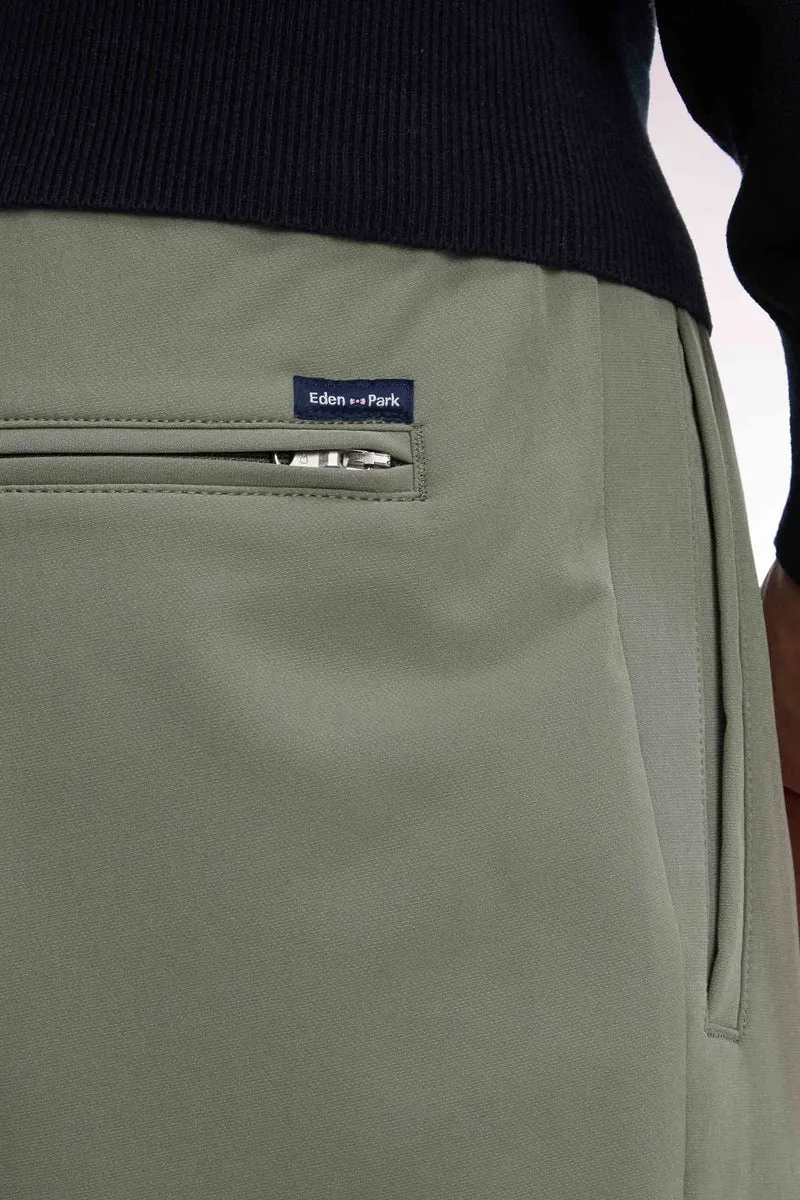 Pantalon à taille élastiquée en nylon stretch technique vert olive coupe Modern