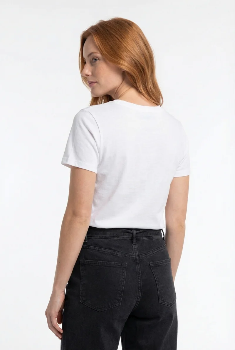 Le t-shirt imprimé