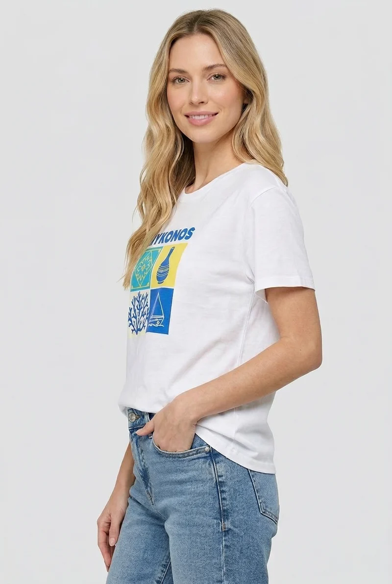 Le t-shirt à imprimé graphique