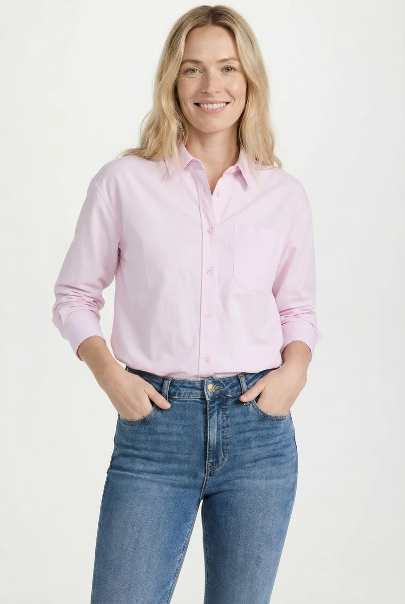 La chemise essentielle à coupe classique
