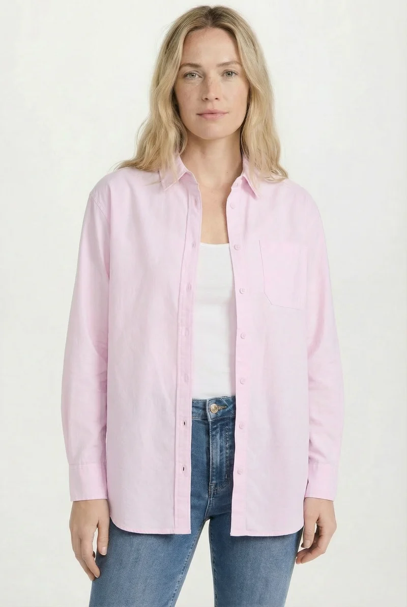 La chemise essentielle à coupe classique