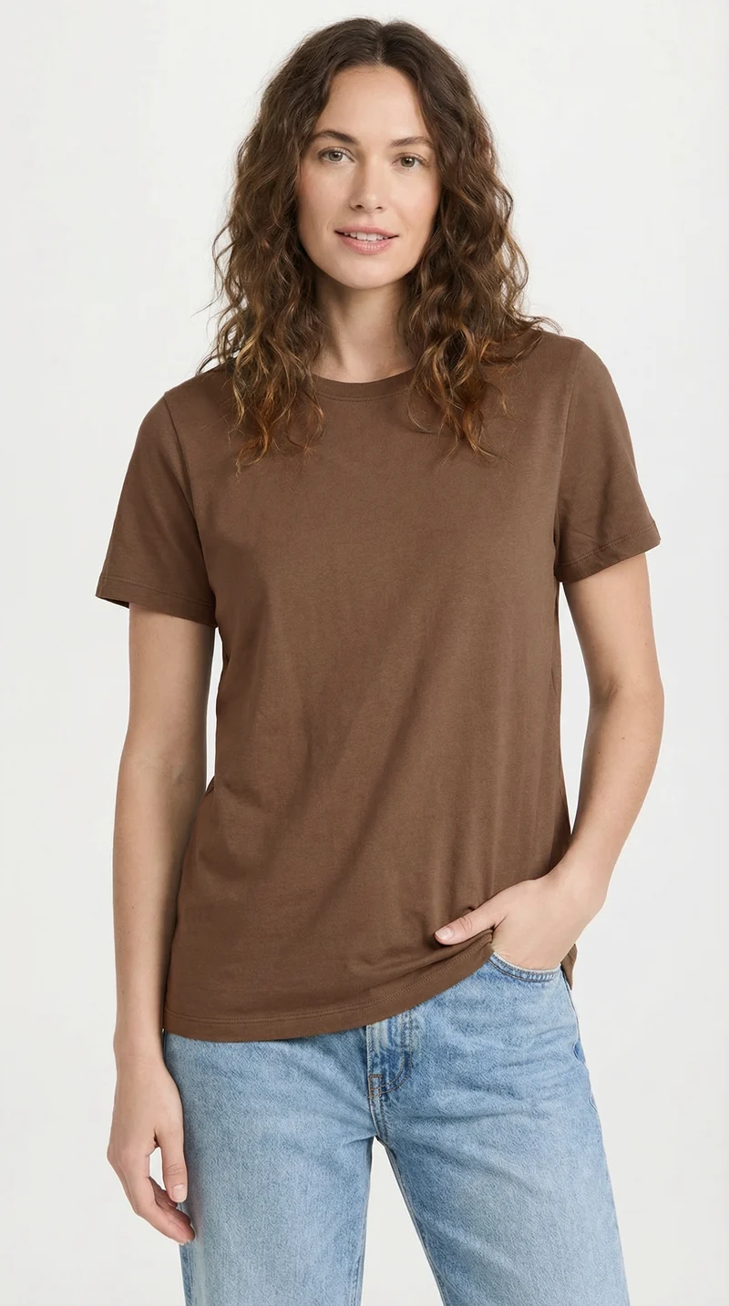 Le t-shirt essentiel à coupe classique