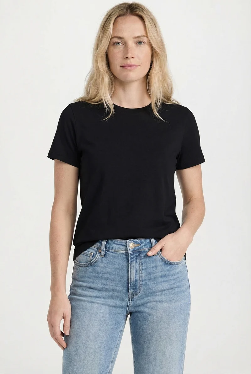 Le t-shirt essentiel à coupe classique
